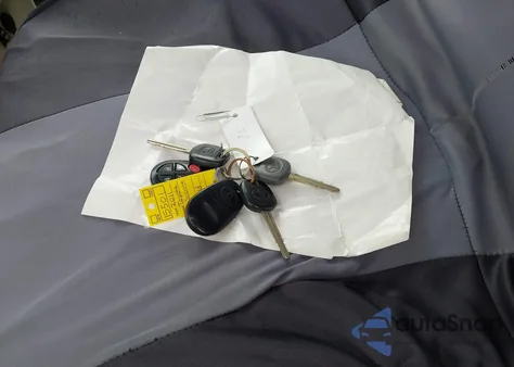 2011 Toyota Sienna Le V6 z USA, uszkodzony, nr VIN 5TDKK3DC3BS080418